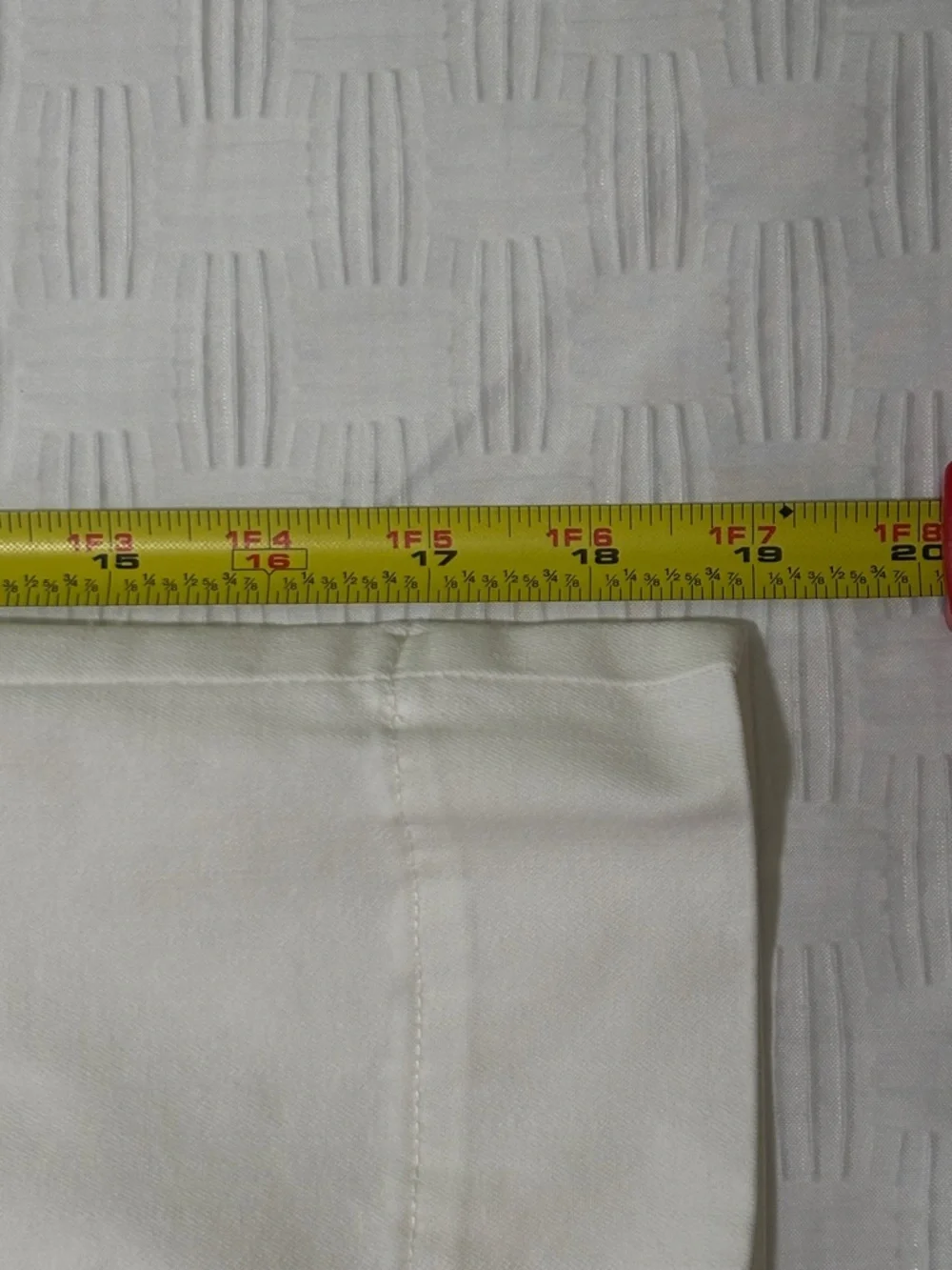 Talbots Capri Pants White Big Blue Button Detail Belt Loops Size 8 Five Pockets - Picture 12 of 13